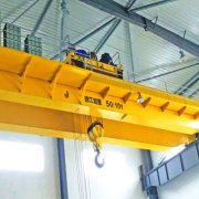 【靖起】研發生產小身材、大身手的歐式起重機